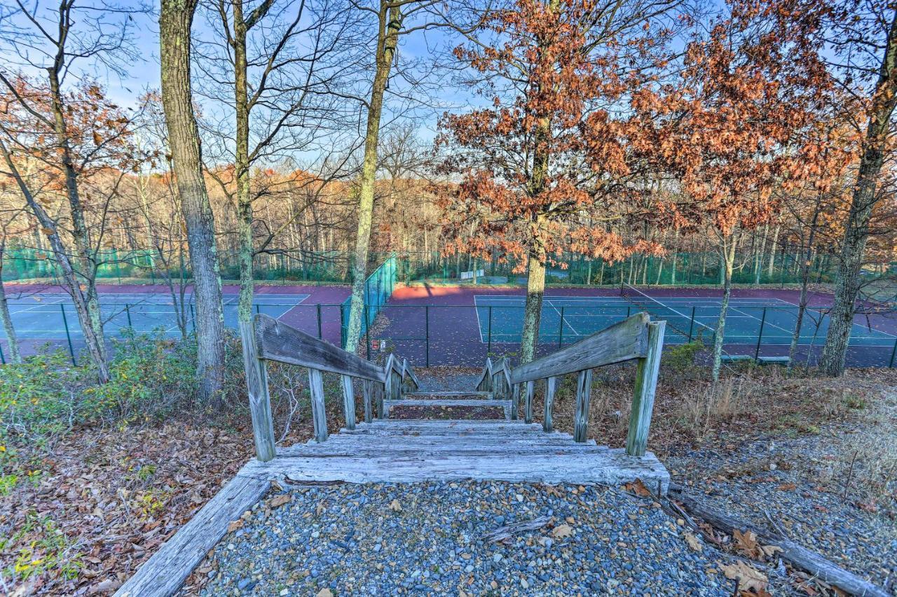 Pocono Retreat, 1 Mi To State Park And Ski Access! Tannersville Kültér fotó